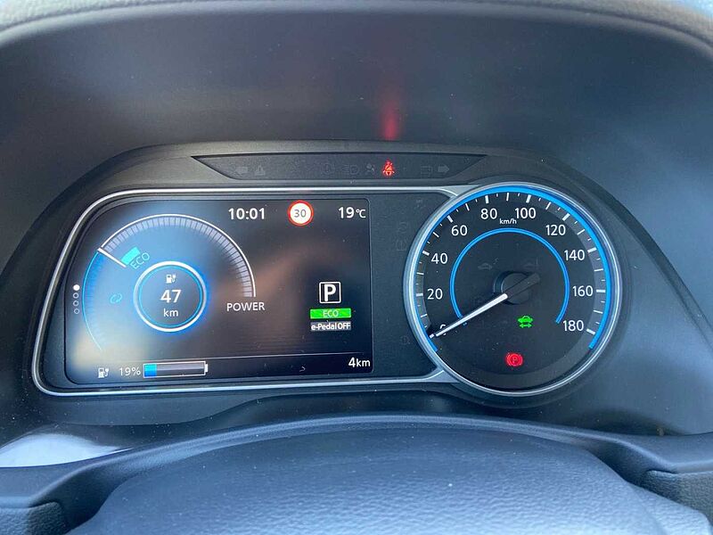 Nissan Leaf N-Connecta LED 360° Navi Winterpaket