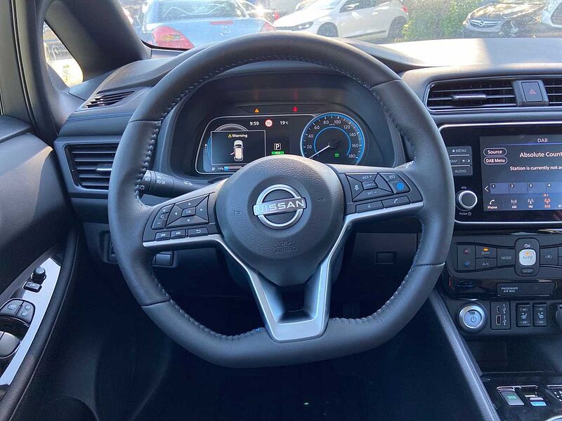 Nissan Leaf N-Connecta LED 360° Navi Winterpaket