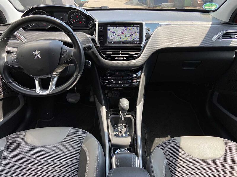 Peugeot 2008 Allure *KLIMAAUTOMATIK*EPH*CARPLAY*SHZ