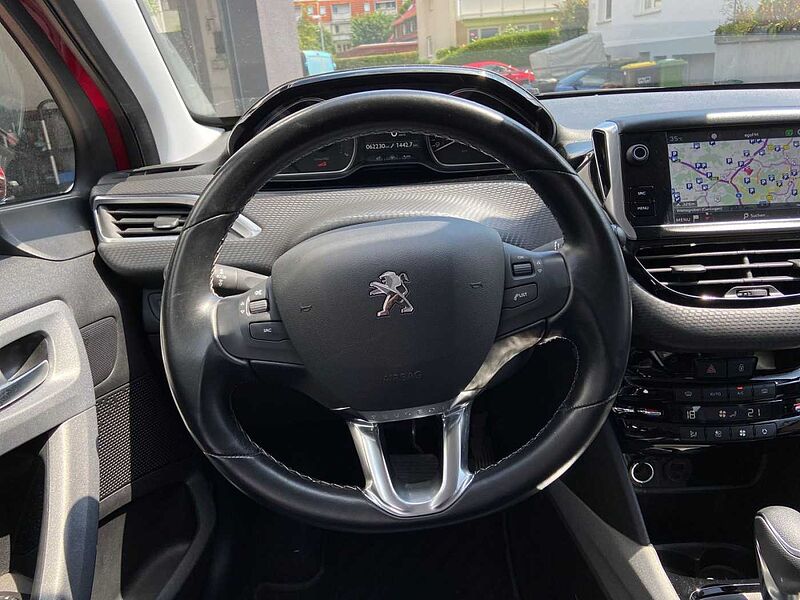 Peugeot 2008 Allure *KLIMAAUTOMATIK*EPH*CARPLAY*SHZ