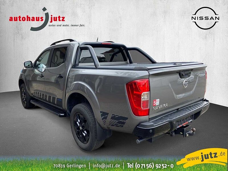 Nissan Navara NP300 N-Guard Double Cab 4x4