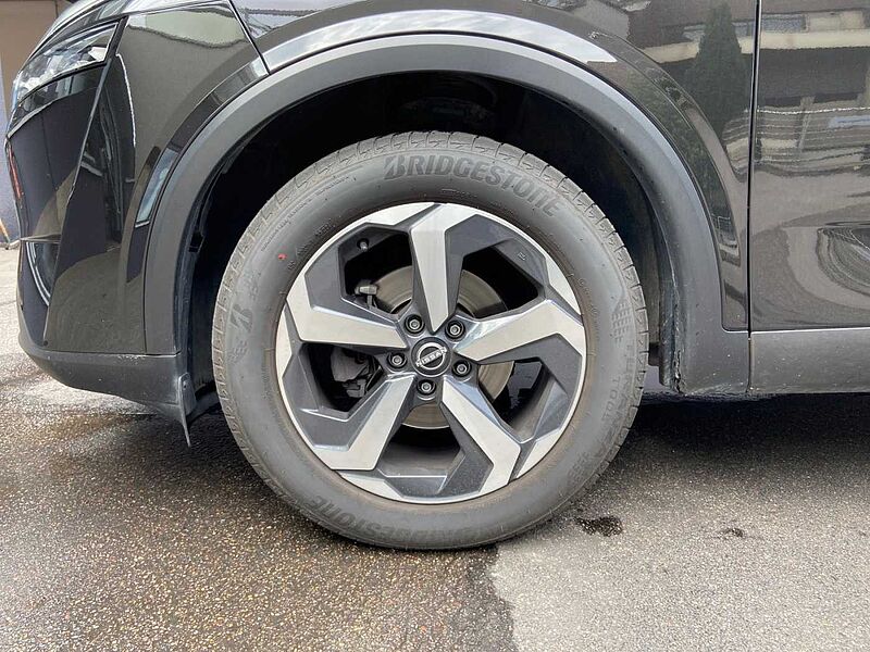 Nissan Qashqai N-Connecta 1.3 DIG-T X-tronic Navi Sitzh