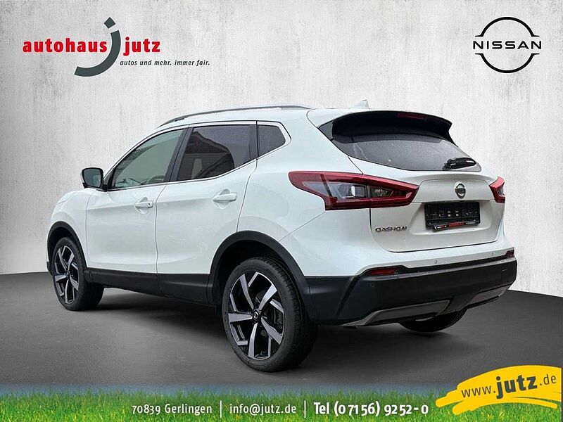 Nissan Qashqai 1.3 DIG-T Akari LED 360° Pano Navi Sitzh