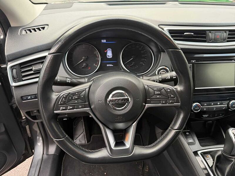 Nissan Qashqai 1.3 DIG-T DCT Akari AHK Navi 360° Pano