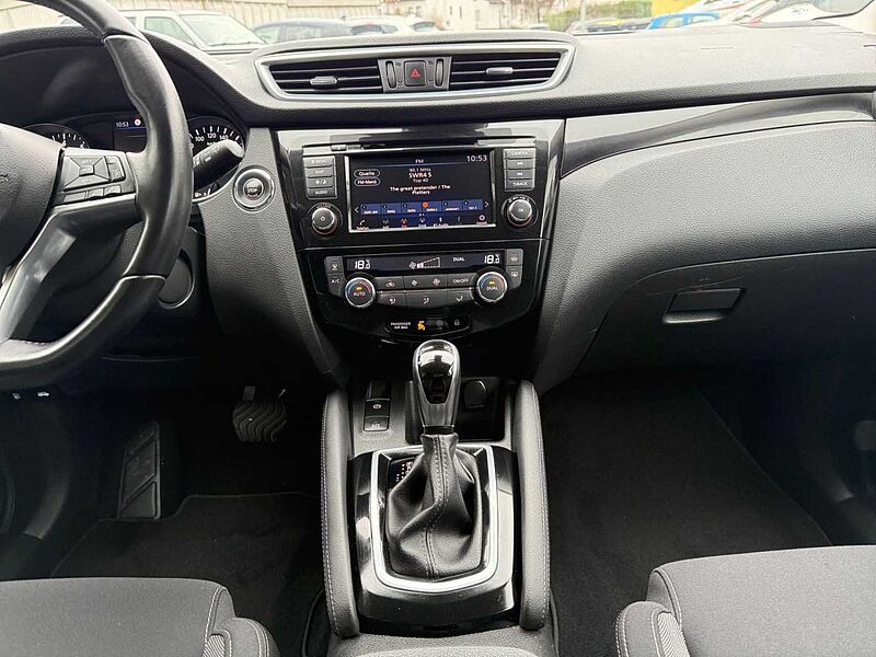 Nissan Qashqai 1.3 DIG-T N-Connecta Navi CAM Sitzh